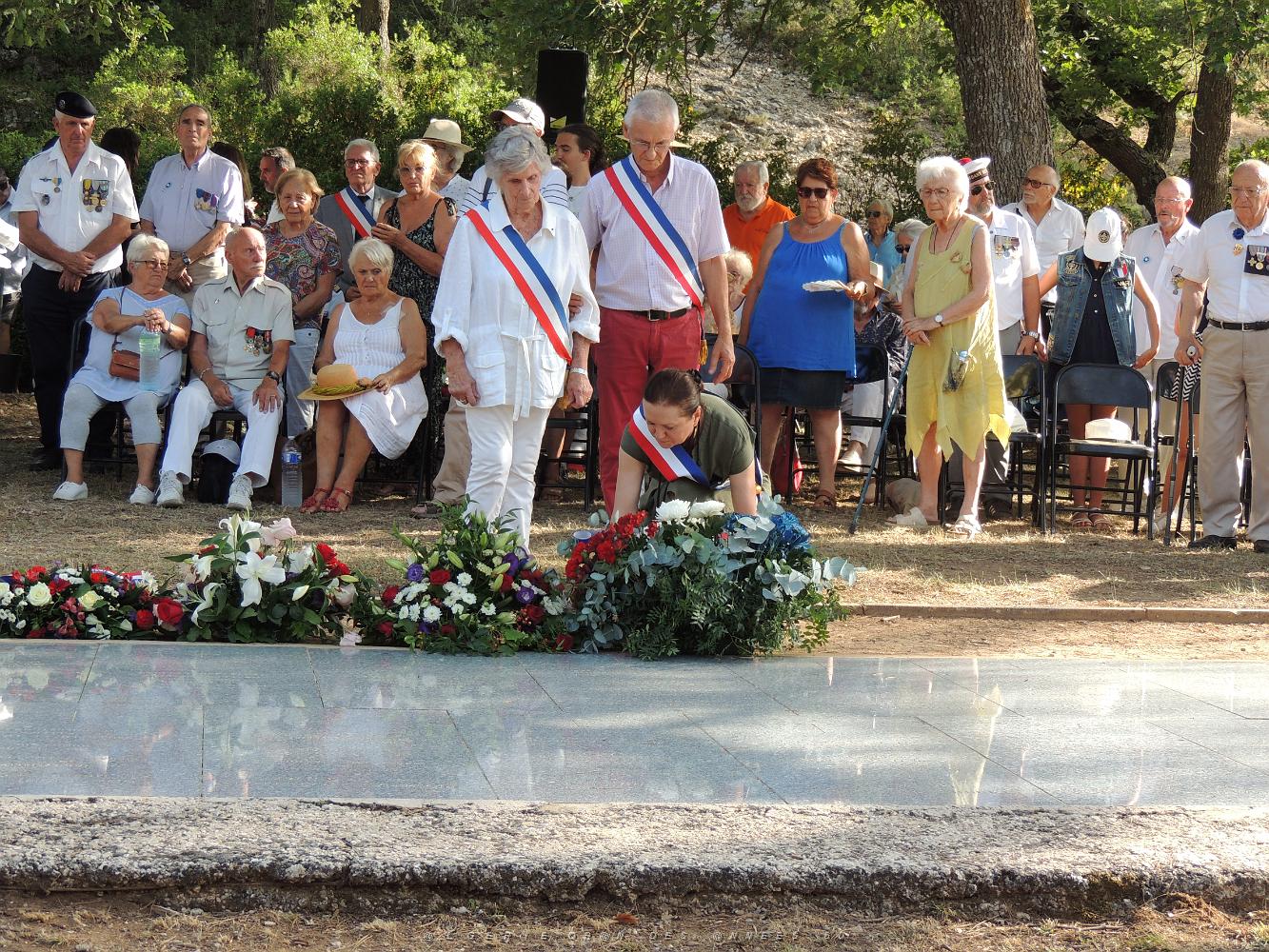 2023 07 18 SIGNES - HOMMAGE AUX 38 RESISTANTS FUSILLES EN 1944 (89).JPG -           